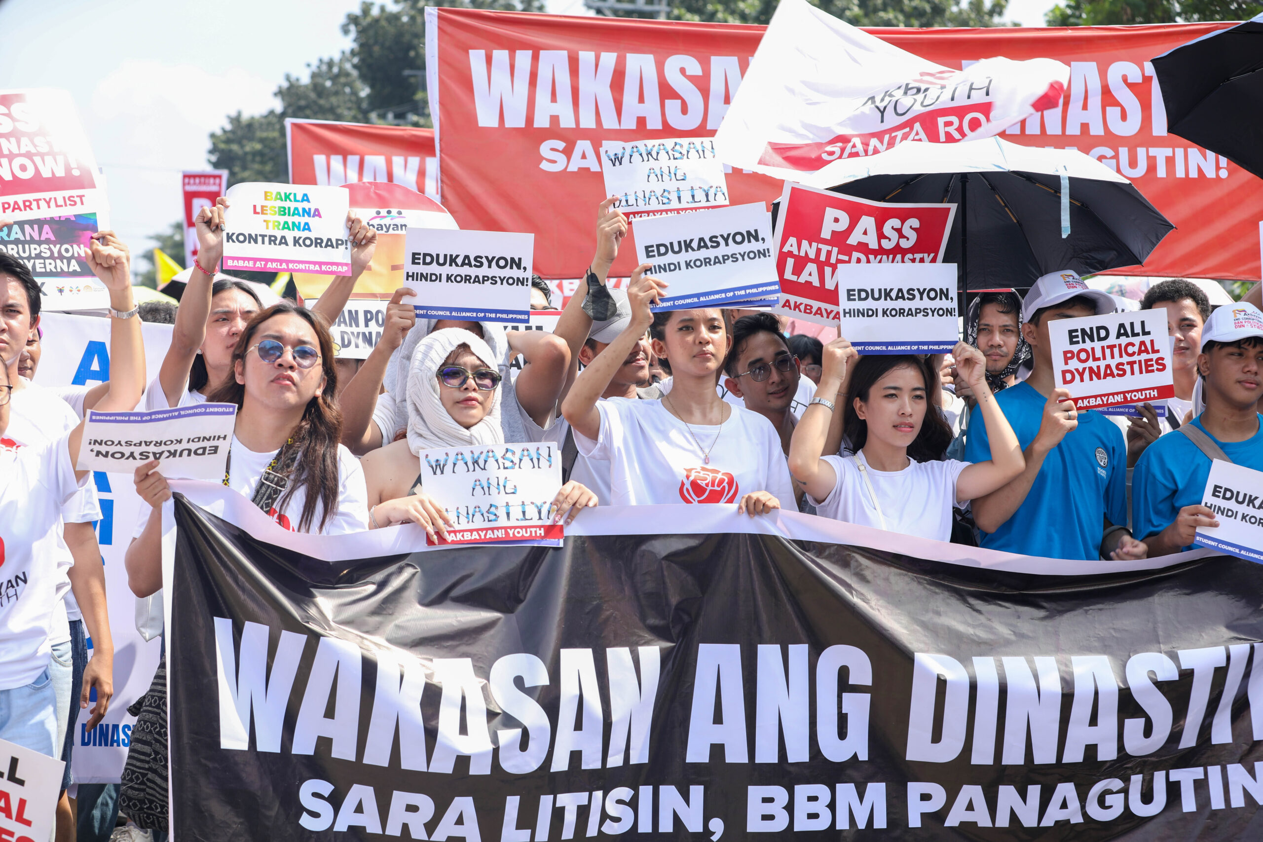 Bayan. Paninindigan. Pag-asa.